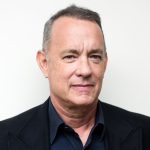 Tom Hanks mengatakan Tim Allen memperingatkannya tentang berakhirnya 'Toy Story 4' yang emosional